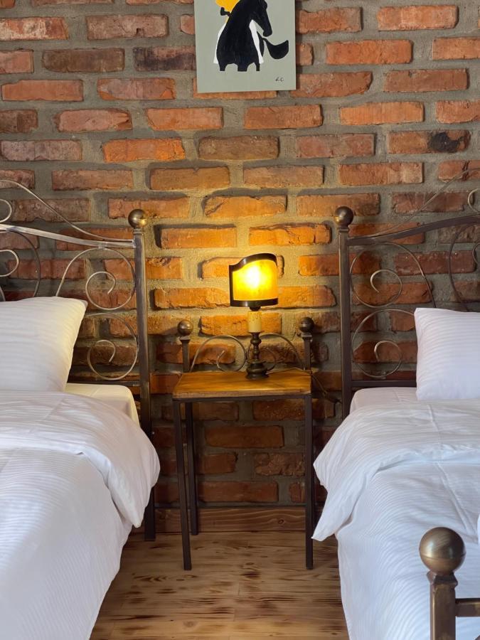 Odo'S Guest House マートヴィリ エクステリア 写真