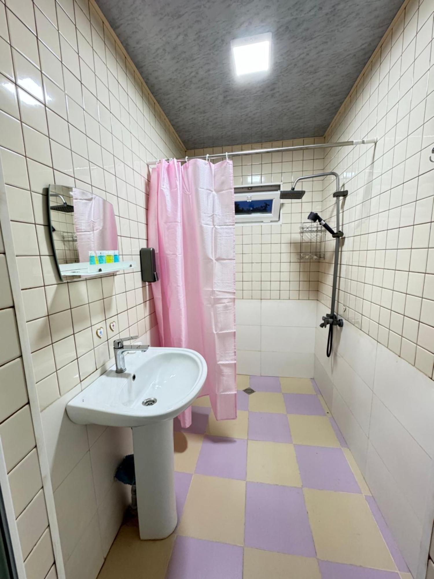 Odo'S Guest House マートヴィリ エクステリア 写真